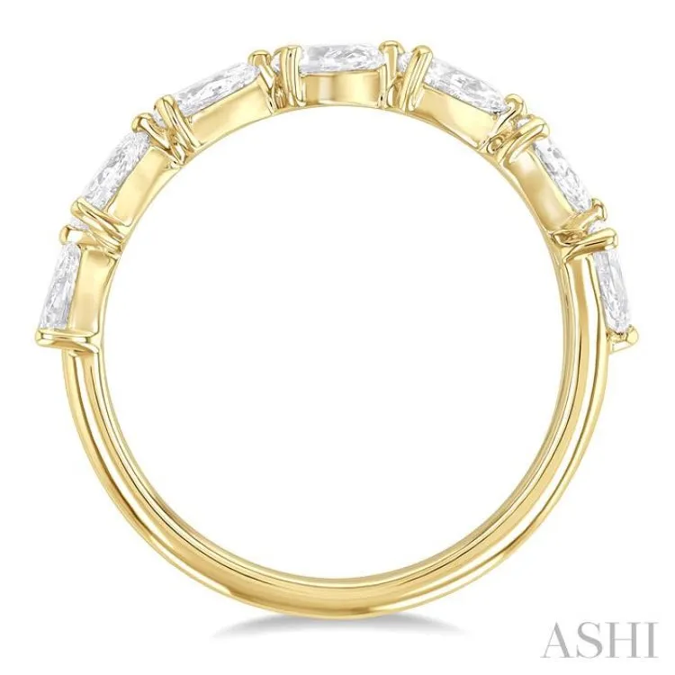 1 Ctw East-West Pear Shape Diamond Fashion Ring in 14K Yellow Gold