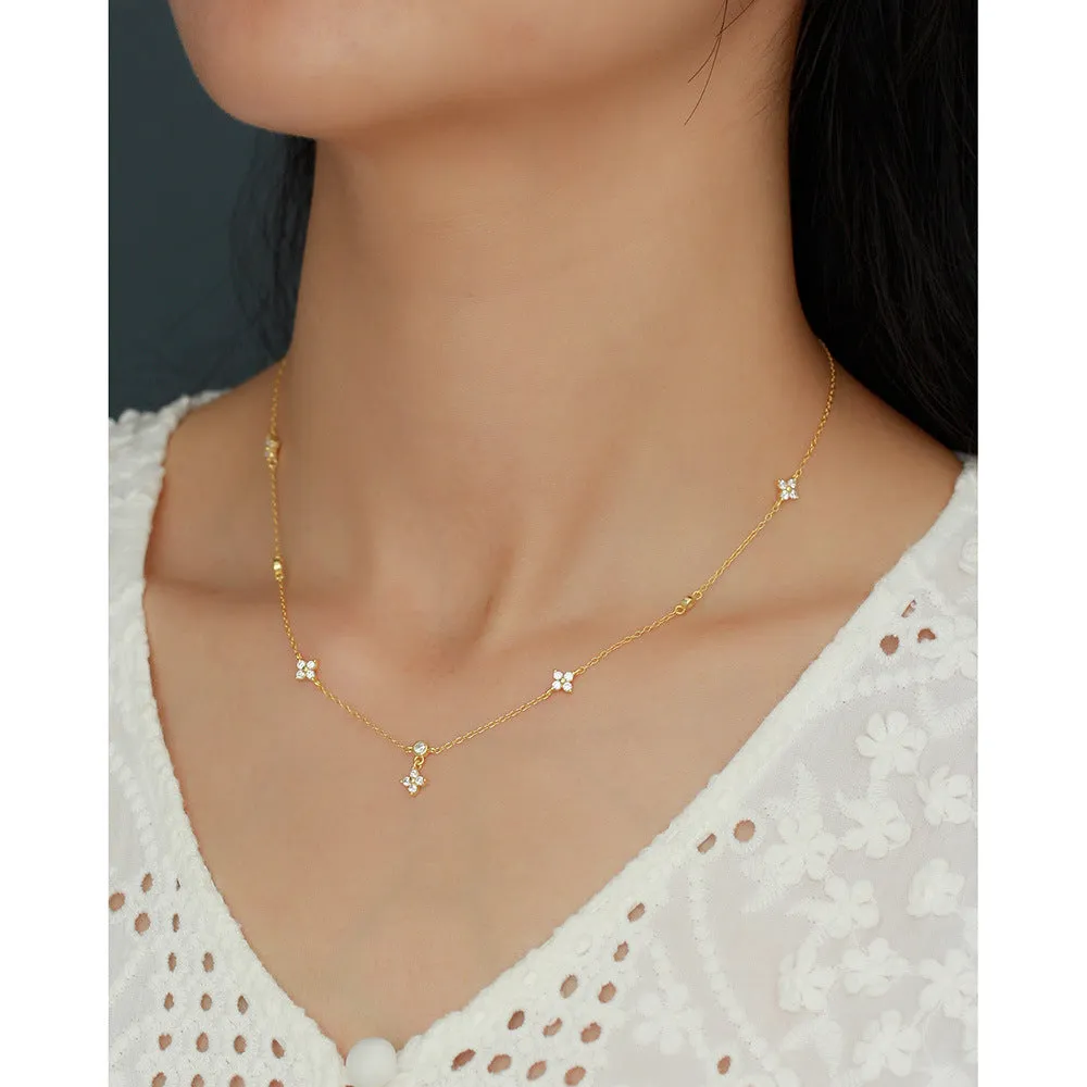 925 Sterling Silver Cute & Edgy Flower Flower Silver Diamond Inlay Necklaces