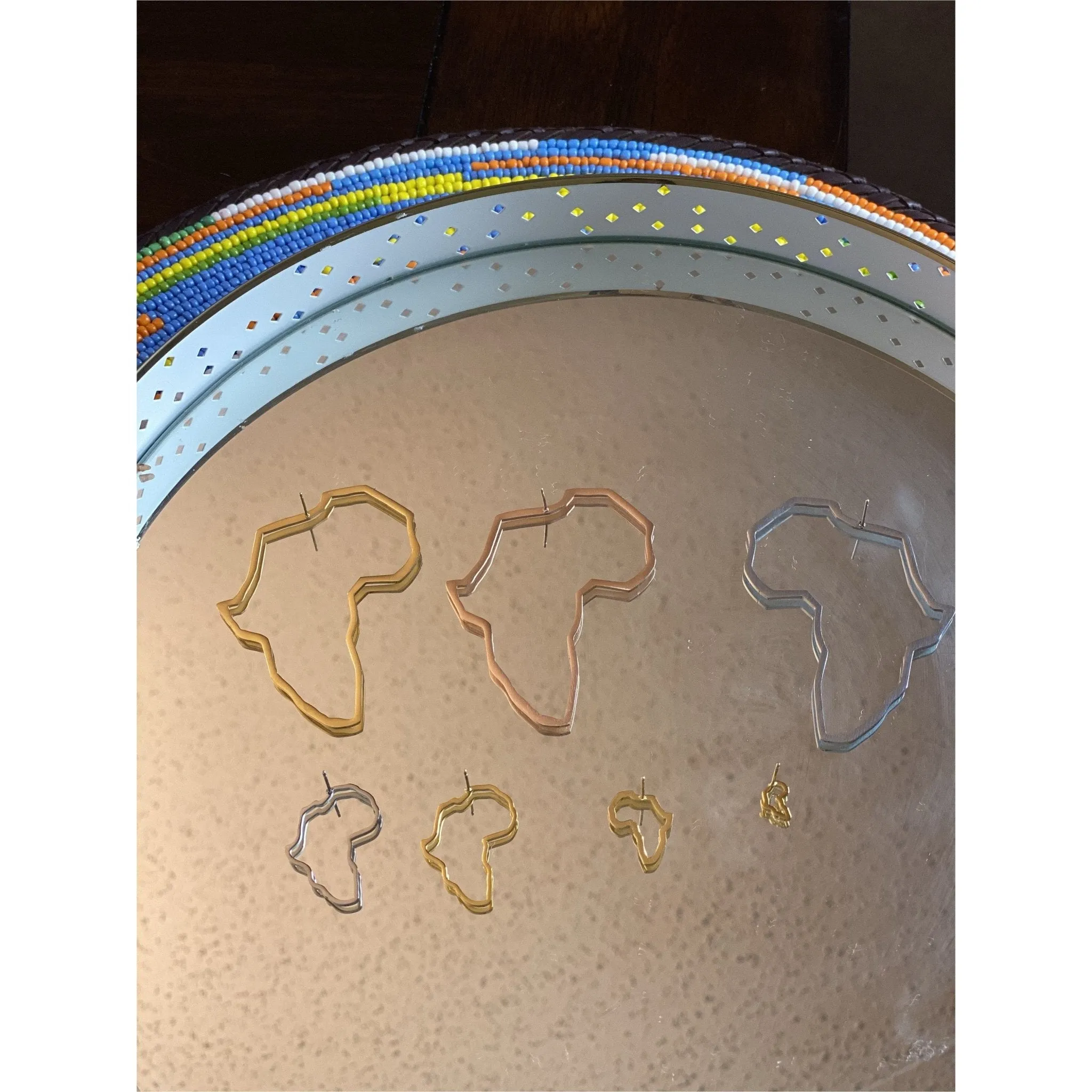 Africa Map outline Stud Earring