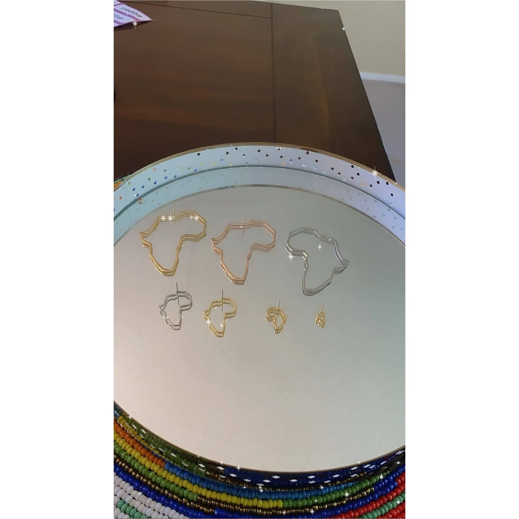 Africa Map outline Stud Earring