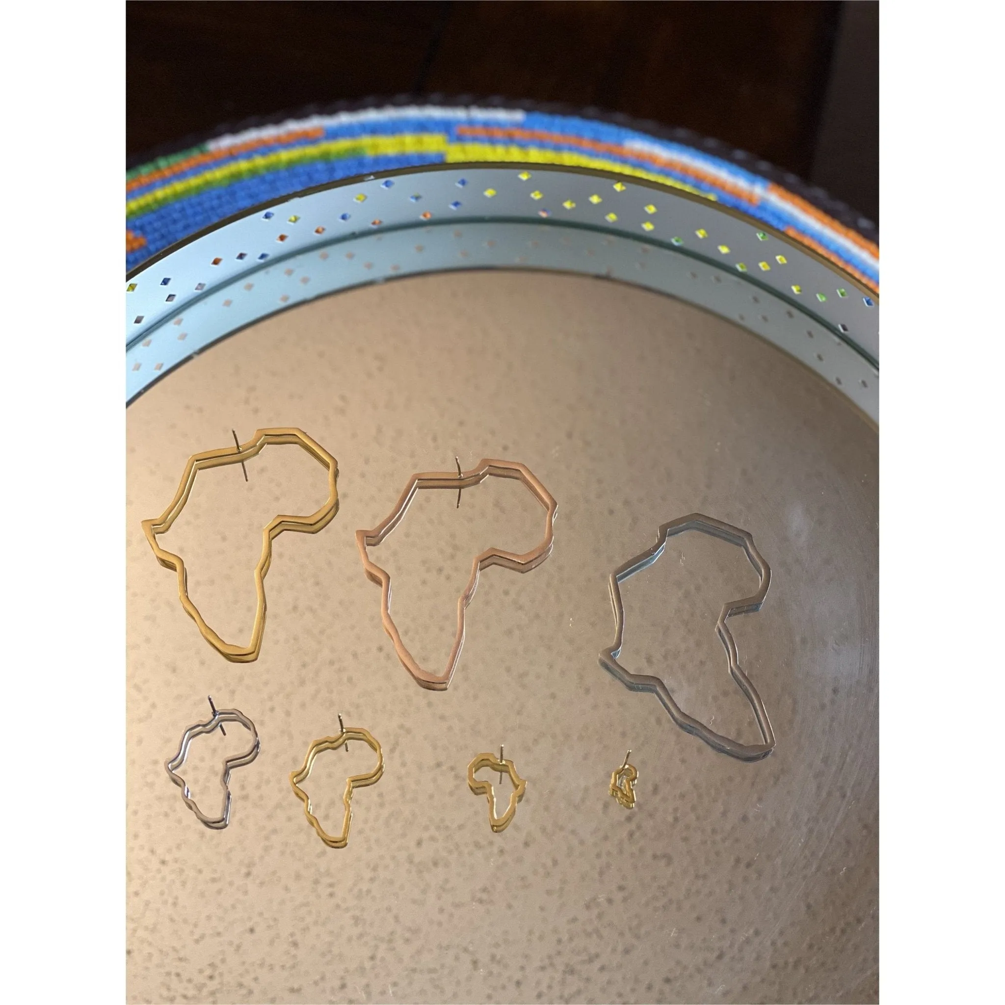 Africa Map outline Stud Earring