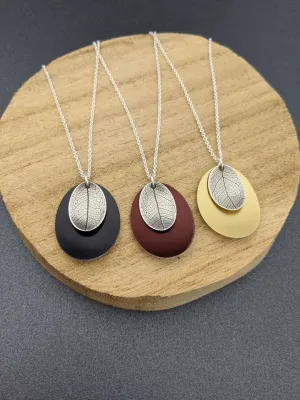 AUTUMN - long leaf necklace