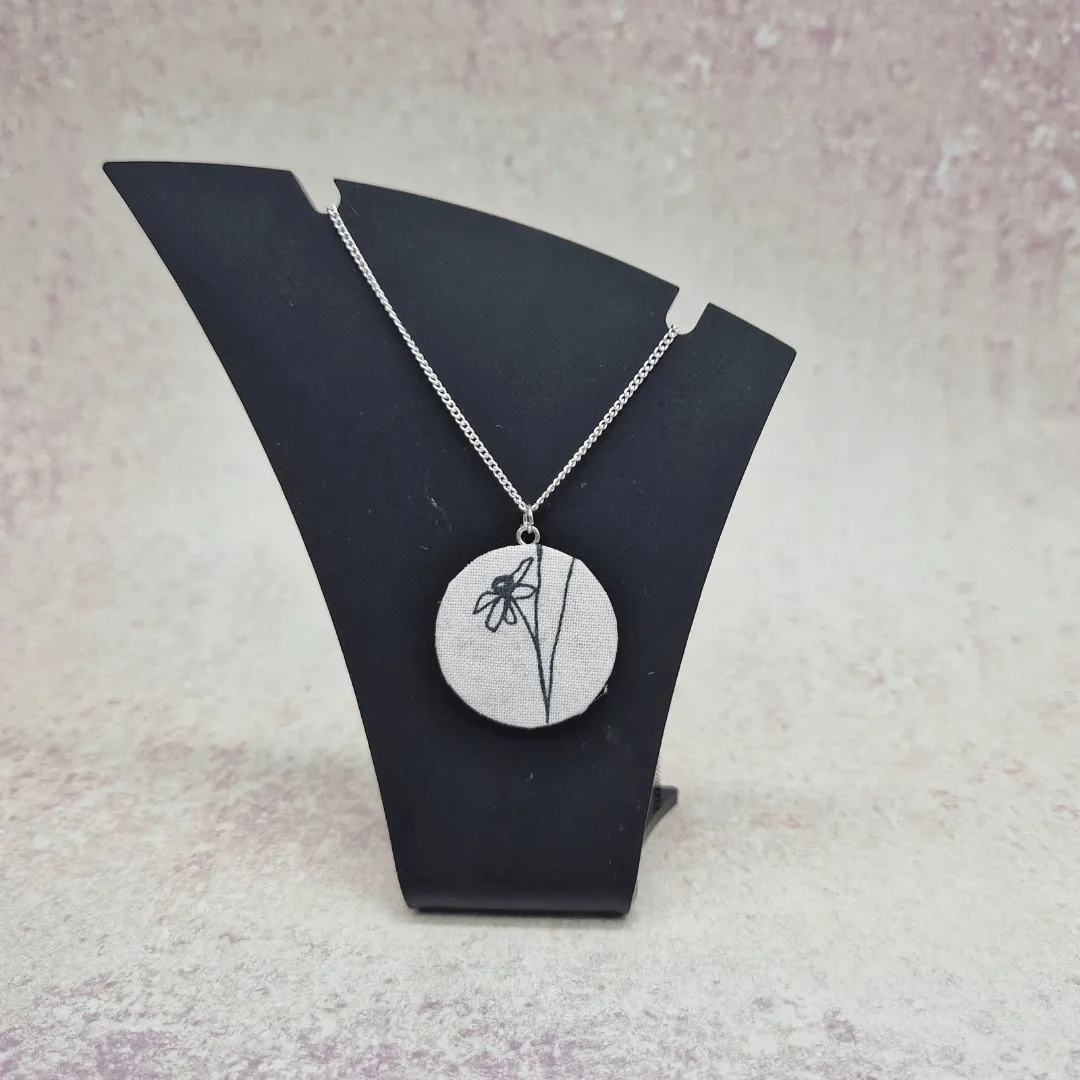 Black, White ang Grey floral necklaces, 5 designs