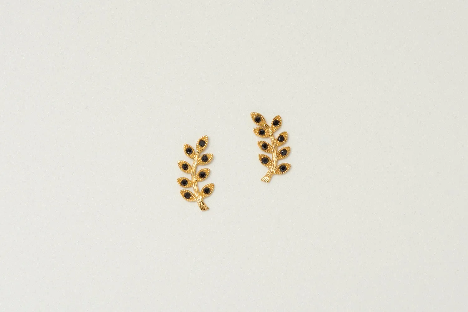 BOTANICA STUDS
