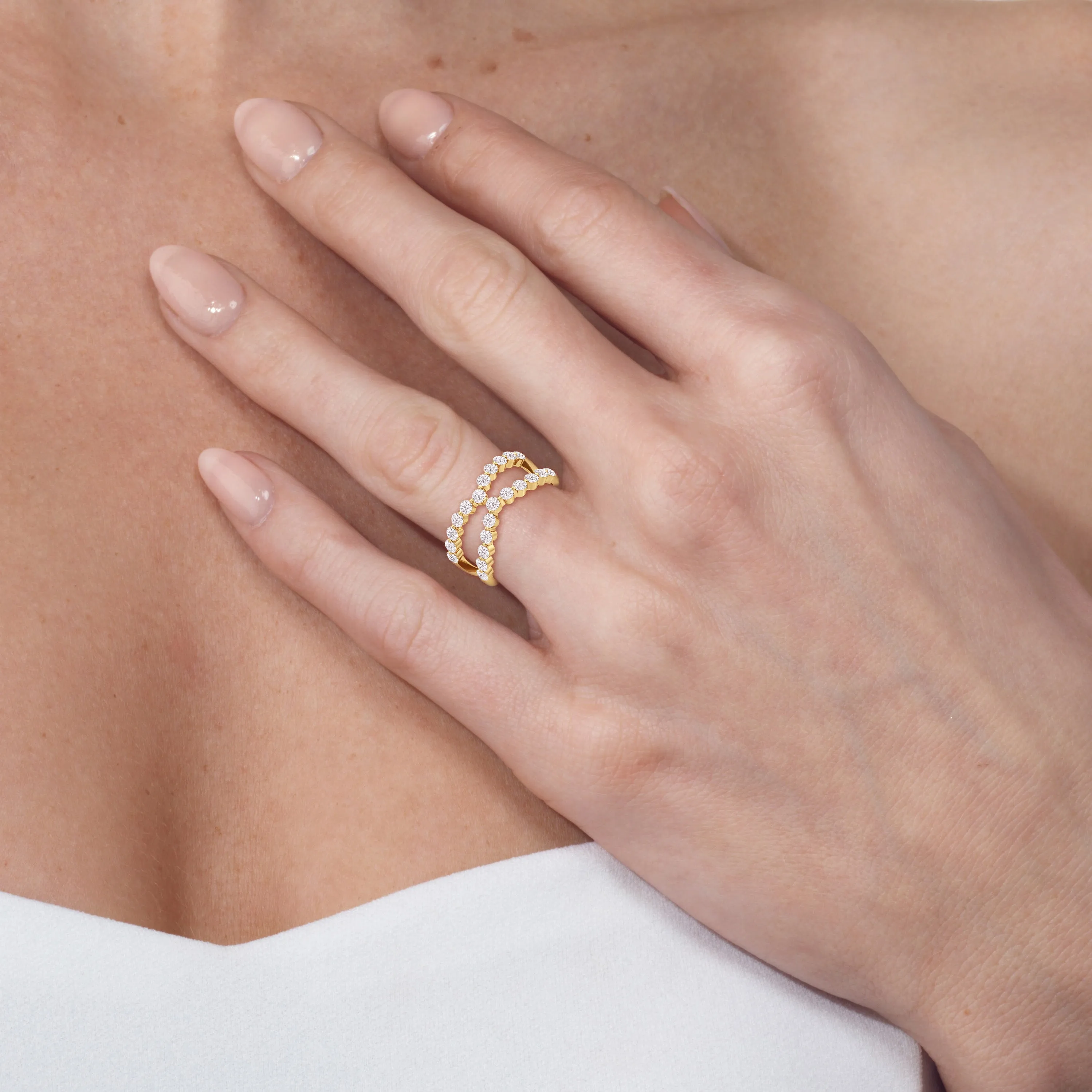 Chevron Kiss Diamond Ring