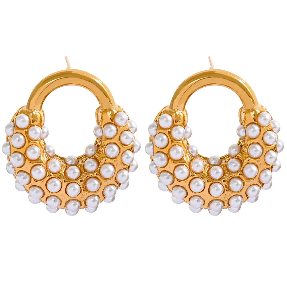 Chic Pearl Eternity Necklace & Earrings