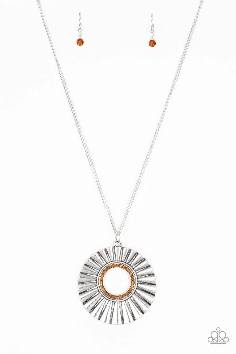 Chicly Centered - Orange