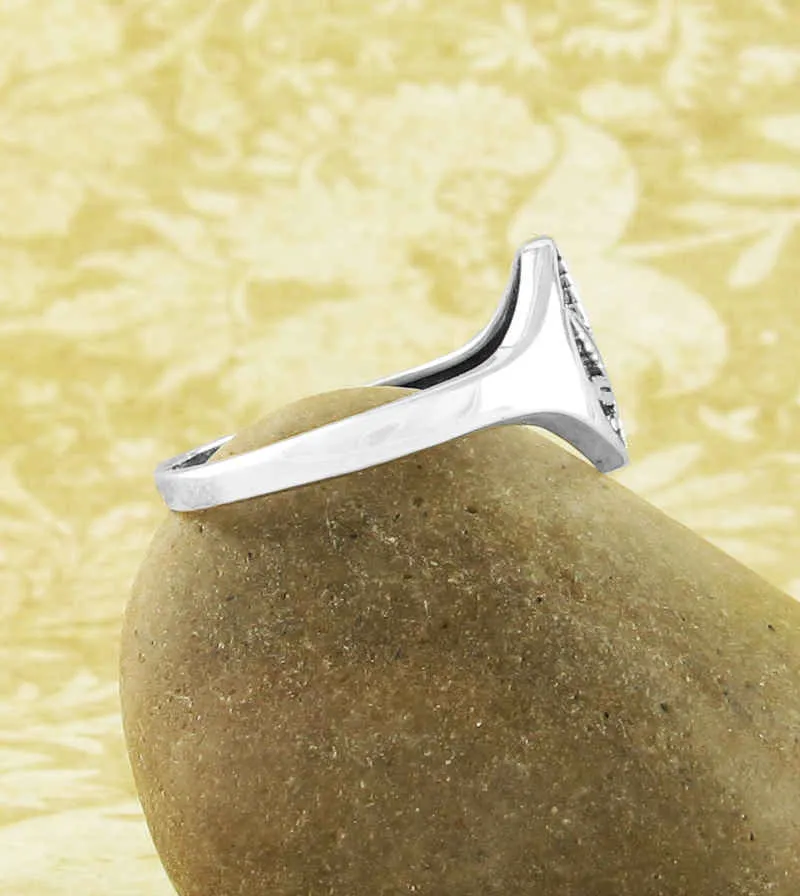 Cut-Out Marijuana Pot Leaf Ring