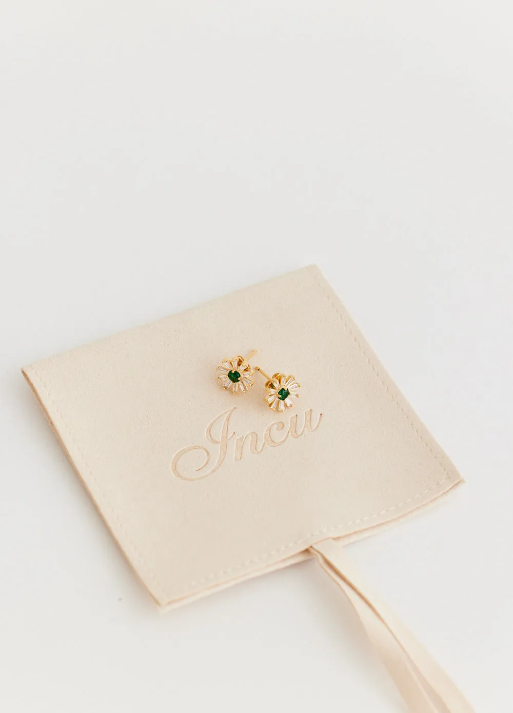 Darling Studs