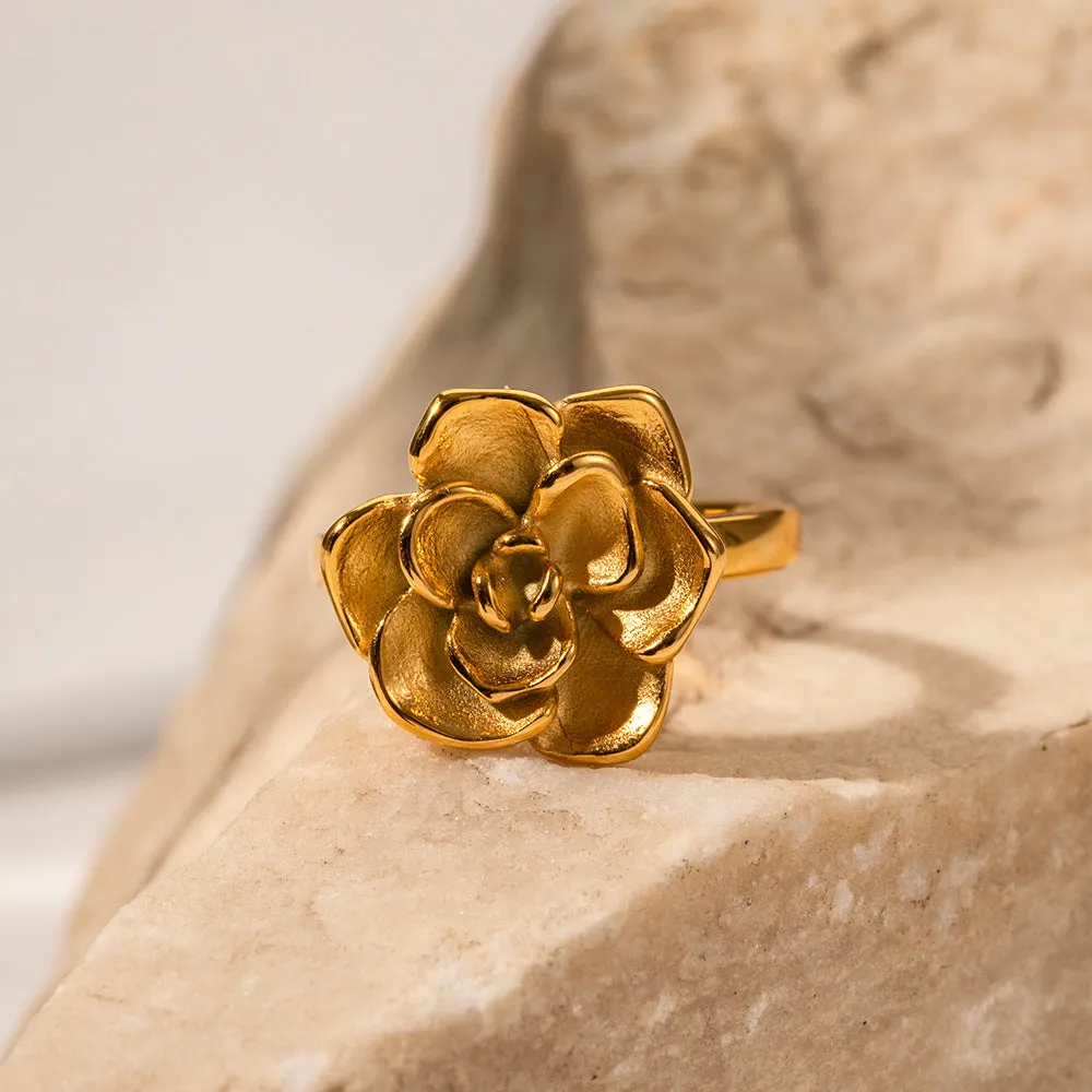Flora Goldie Ring