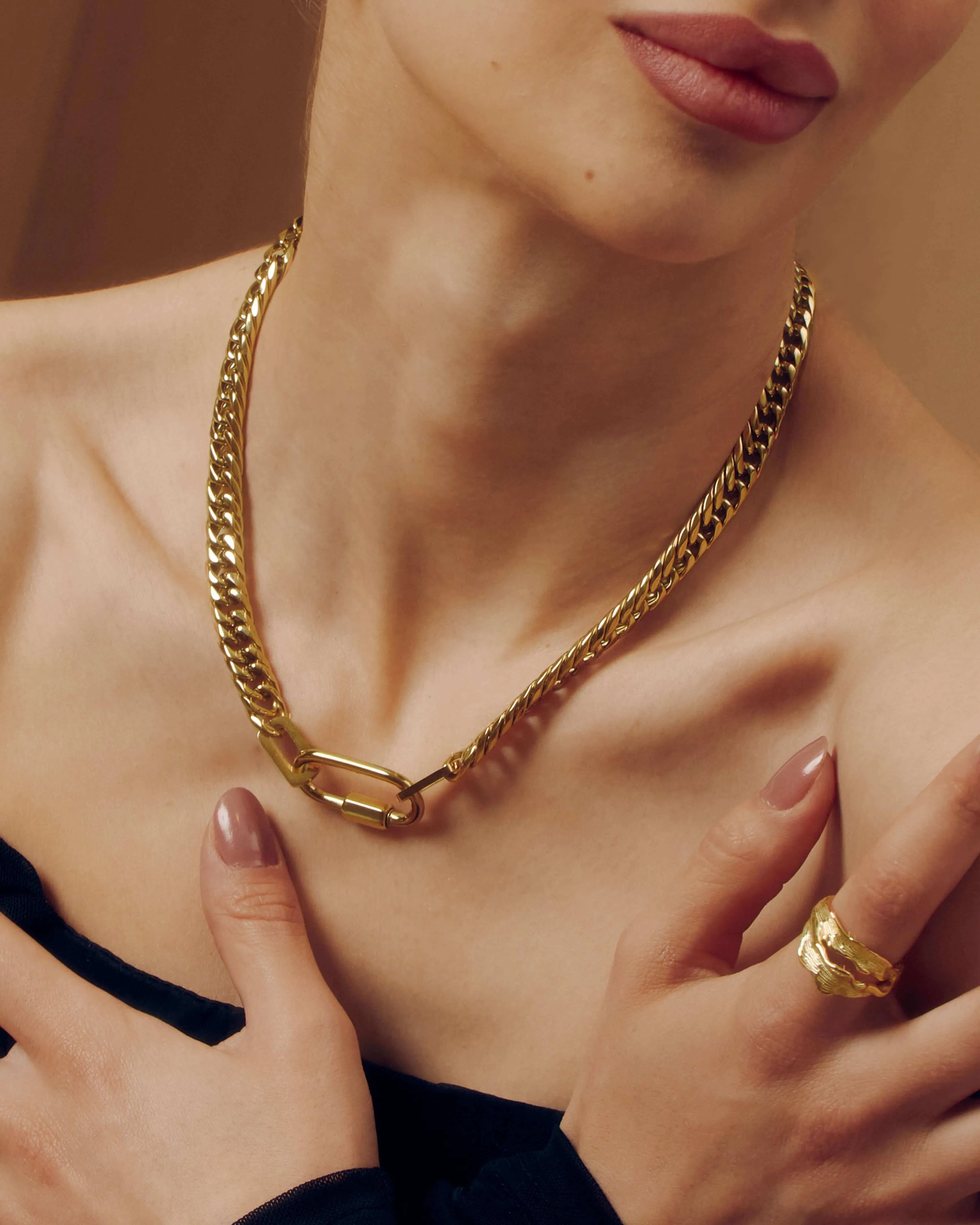 Gold Majore Necklace