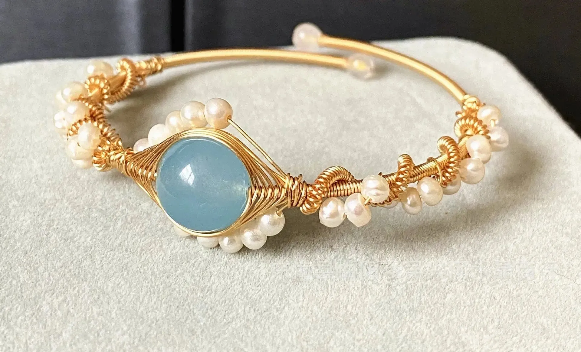 LOVCIA 14K Gold Wrapped Handmade Bracelet Hailan Baohai Sapphire Natural White Pearl Bracelet