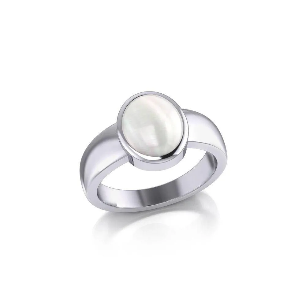 Modern Round Shape Inlaid Silver Ring TR3832