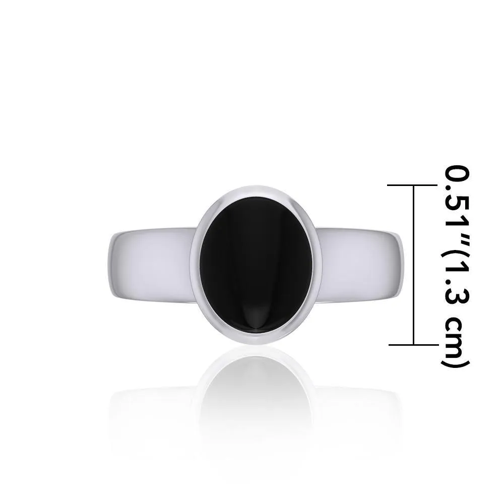 Modern Round Shape Inlaid Silver Ring TR3832