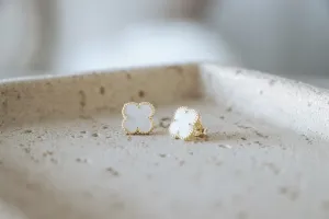 Mother of Pearl Clover Earrings in Gold