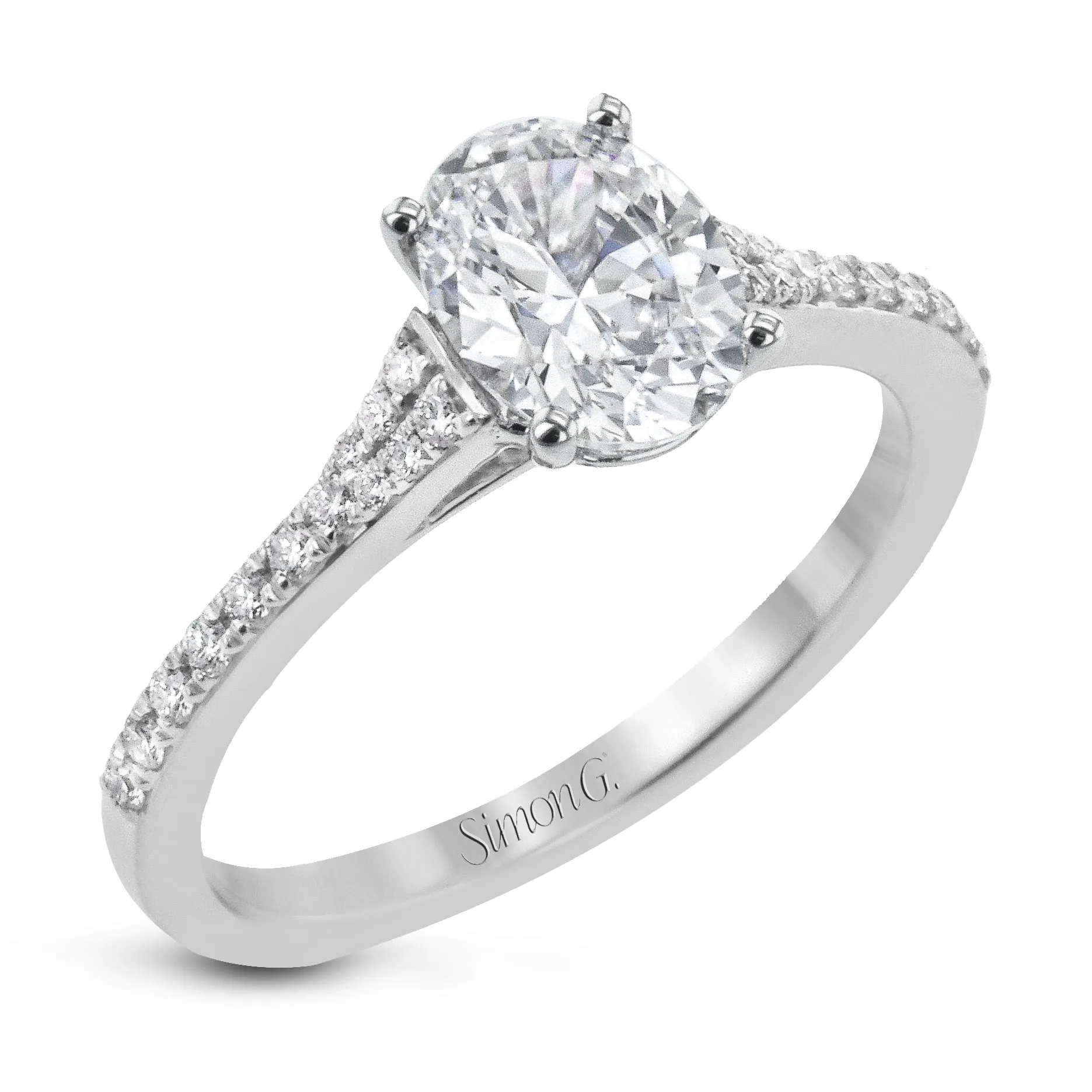 Oval-Cut Engagement Ring In 18k Gold With Diamonds