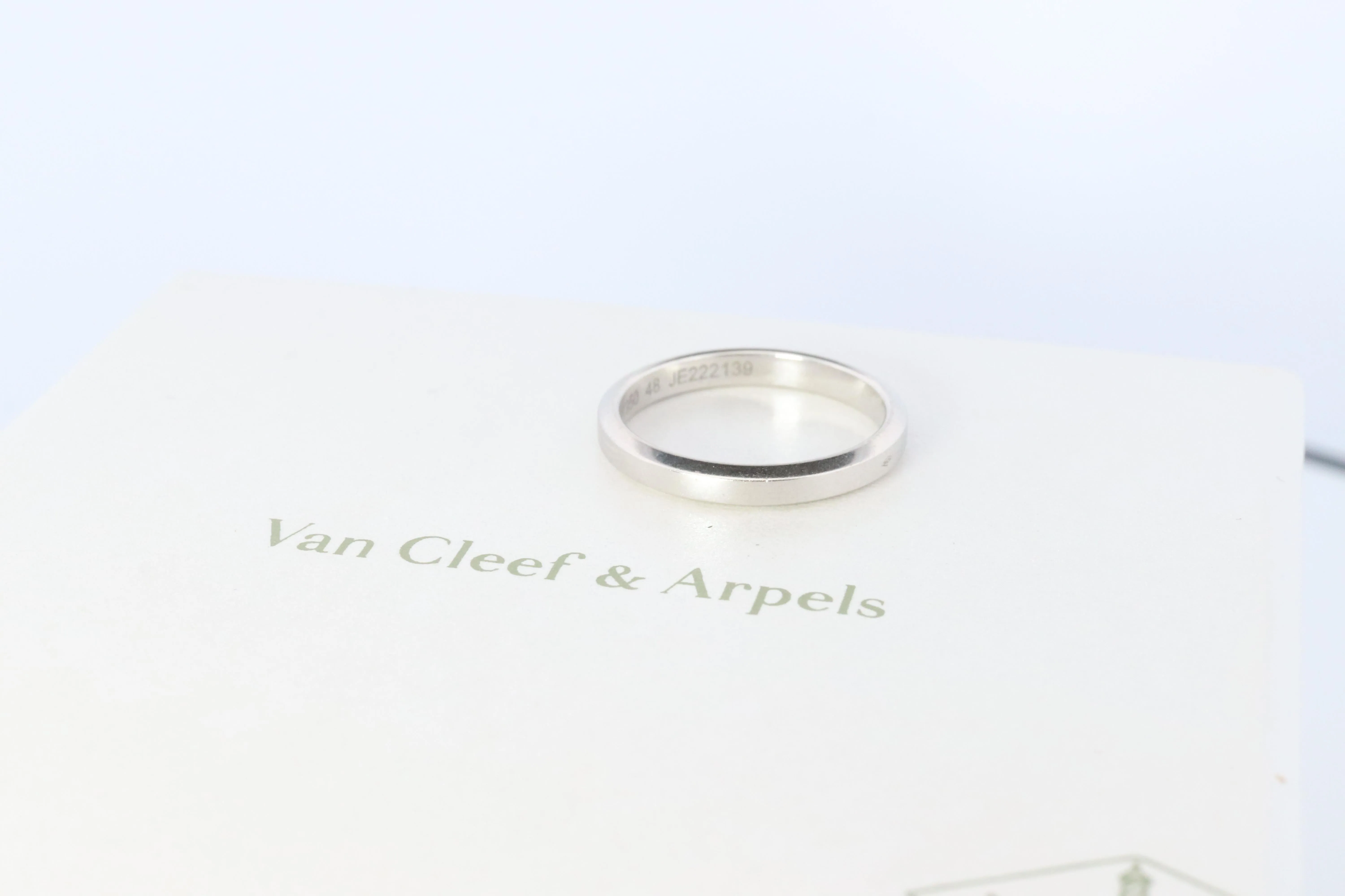 Preowned Van Cleef Arpels band. Genuine VCA PT950 Platinum Tendrement ring.