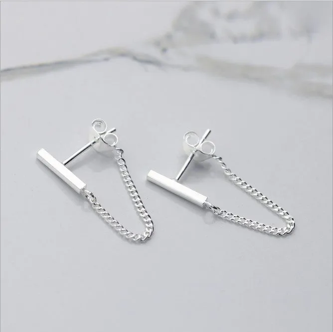Small and simple fashion chain earrings