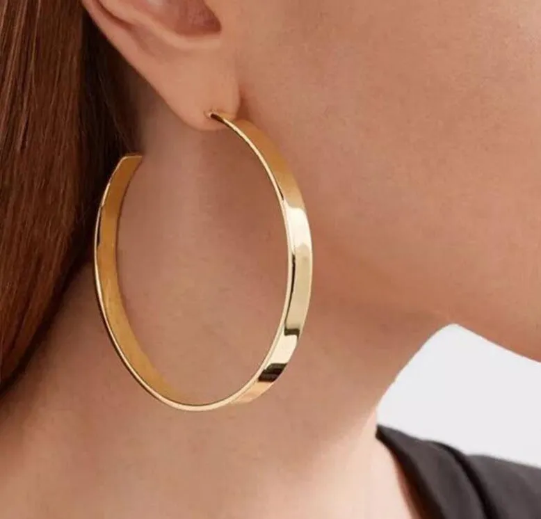 Style C Shape Earrings
