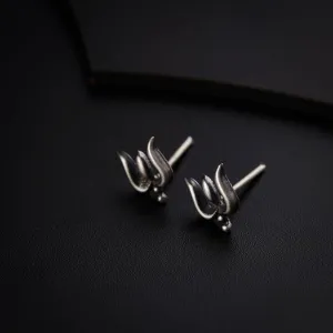 Trishul Studs