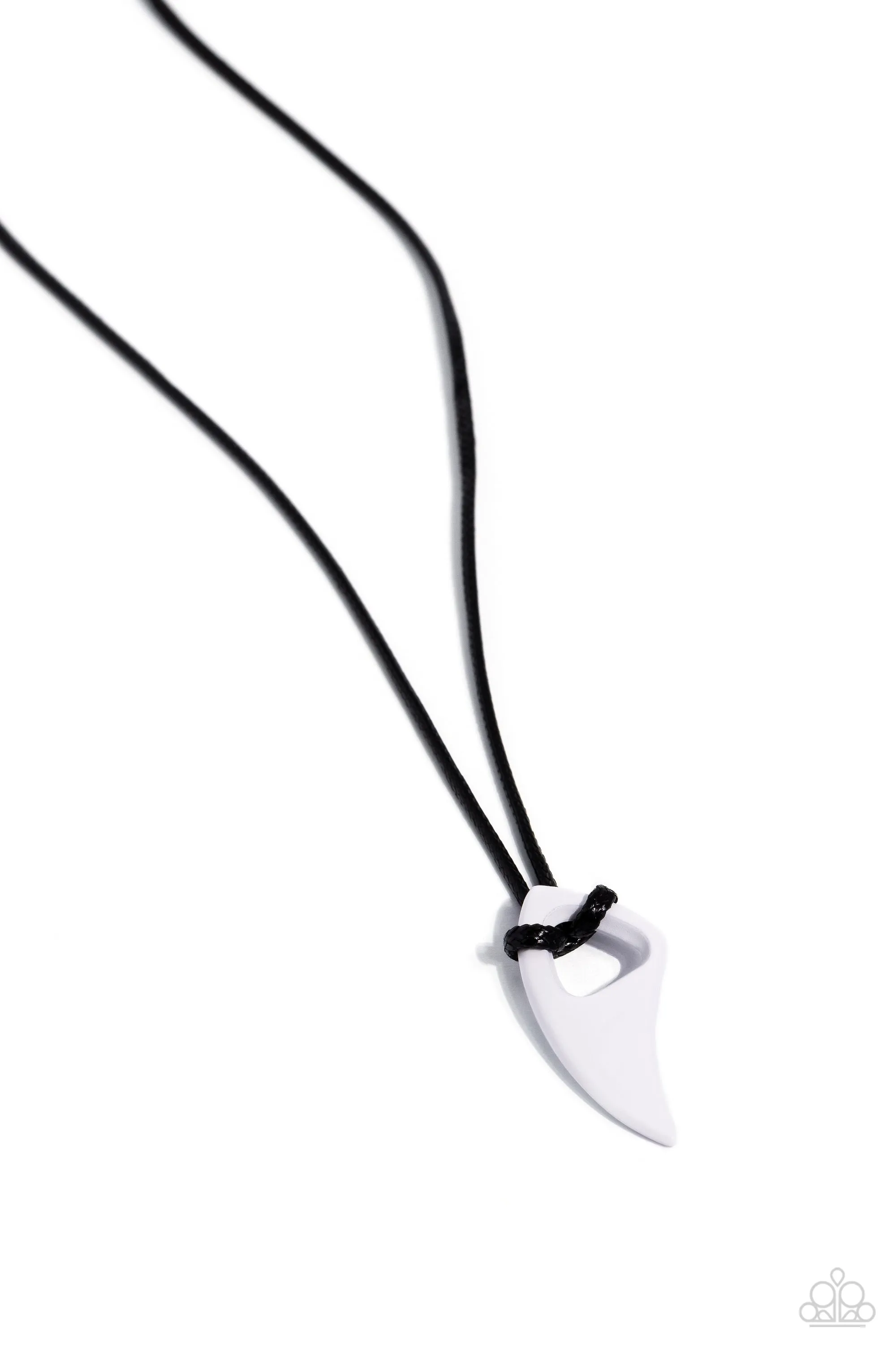 Urban Summer Shark - White Necklaces UR69
