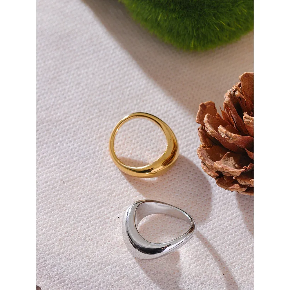 VAIGE Modern Geometric Waterproof Stainless Steel Ring - 18K PVD Gold Plated Distinctive Fashion Jewelry