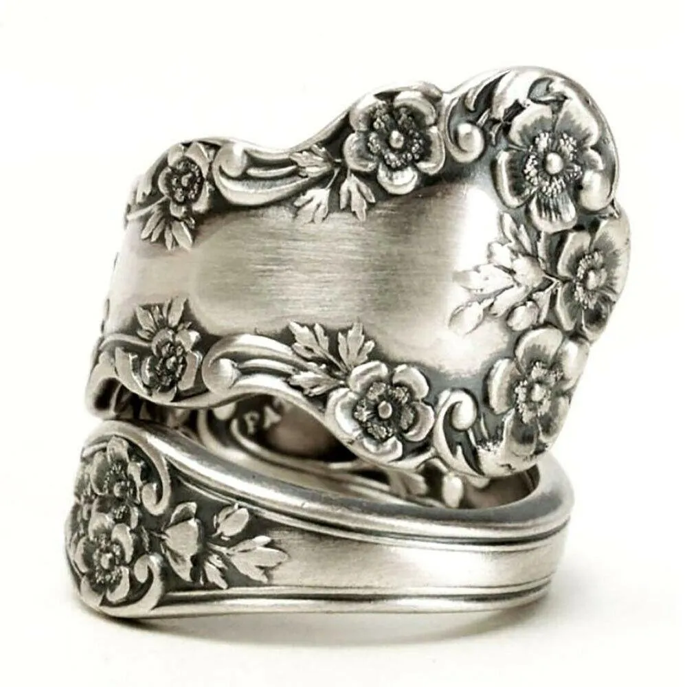Vintage Antique Graceful Engraved Flower Pattern Ring