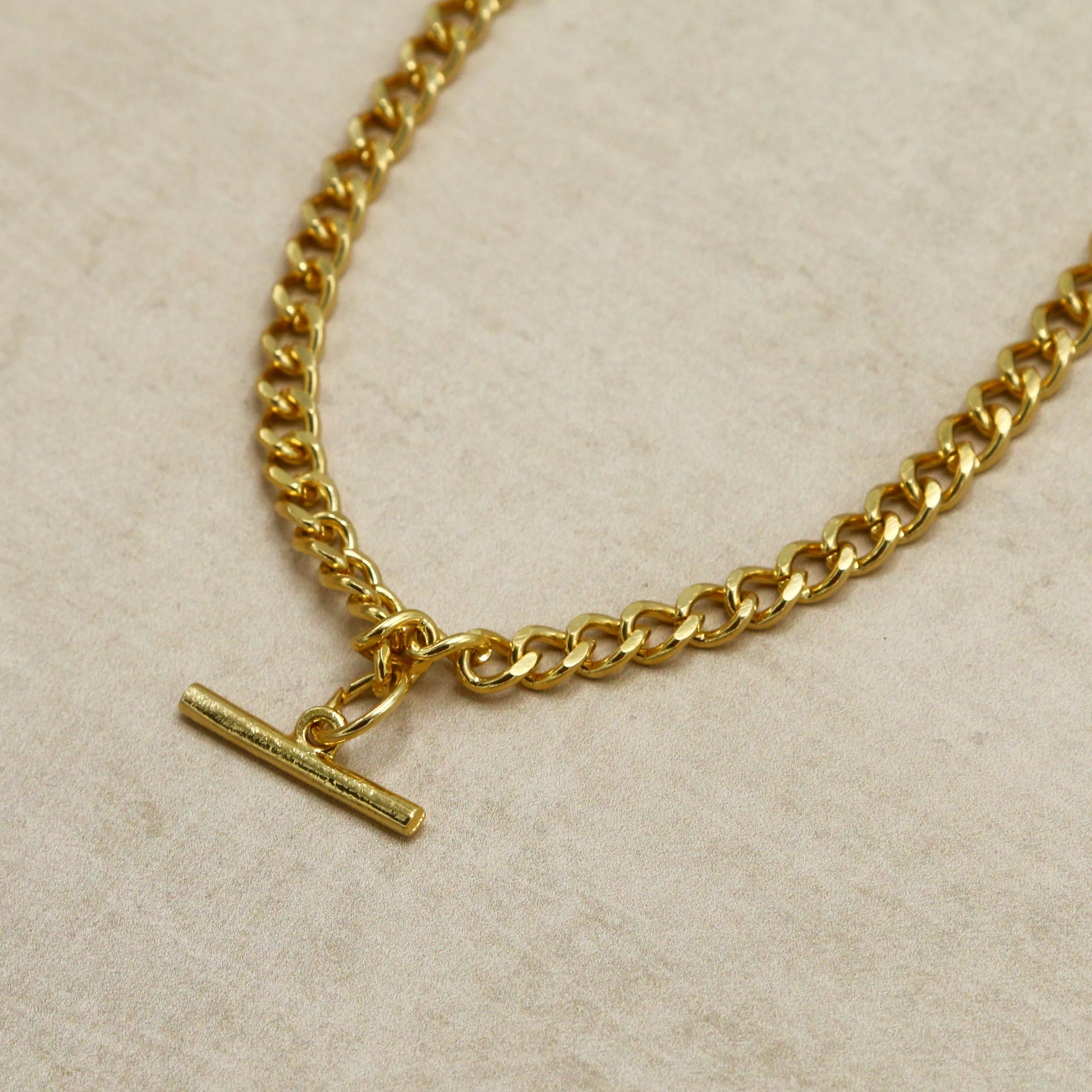 Vintage T-Bar Charm Curb Chain Necklace